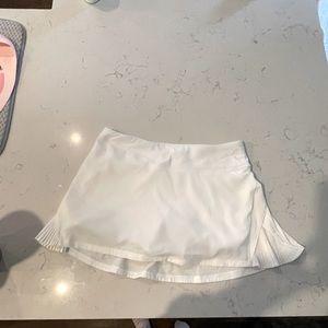 Lululemon Play Off the Pleats tennis skirt - white